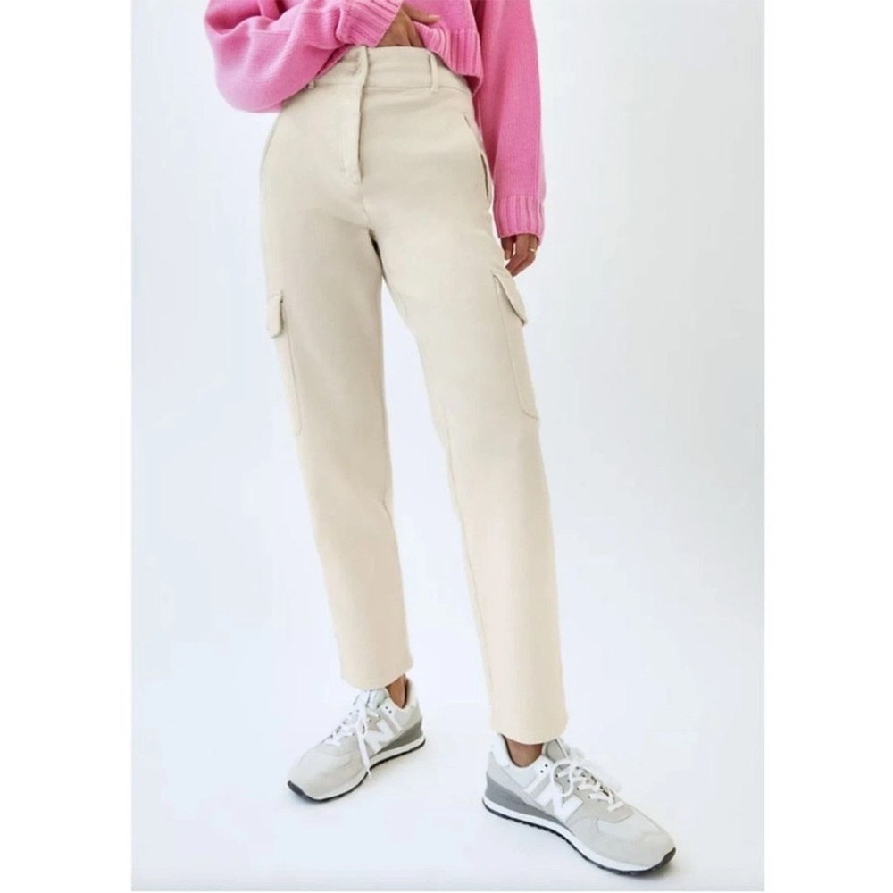 Aritzia Wilfred Free Modern Cargo Ankle High Rise Birch Beige Women’s size 6